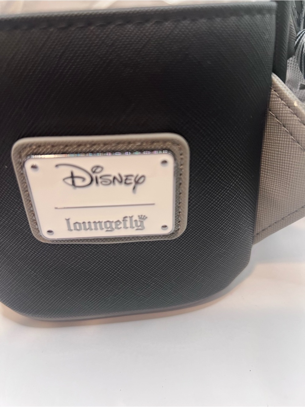 NWT Disney Loungefly Chip 'n' Dale Character Backpack mini backpack - Picture 7 of 11